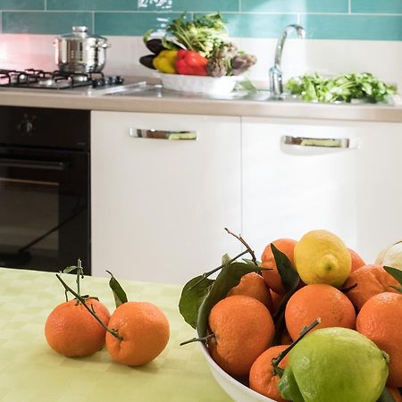 Amore Rentals - Appartamento Erica Sorrento Ngoại thất bức ảnh